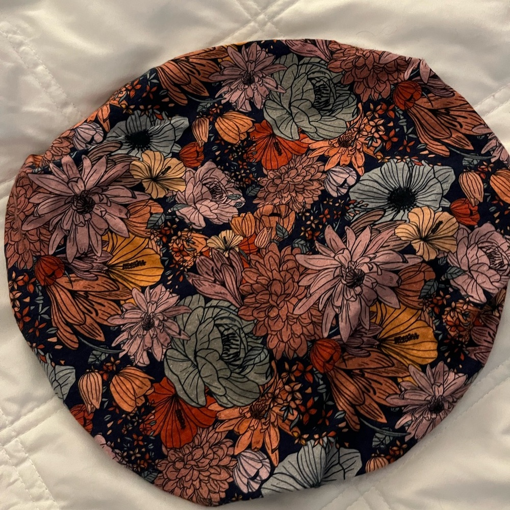 Kim Kap scrub hat. Fall colors.